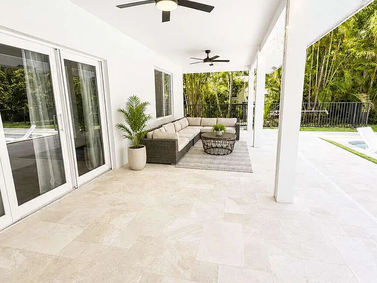 2932 Banyan Boulevard Cir NW — Photo 11