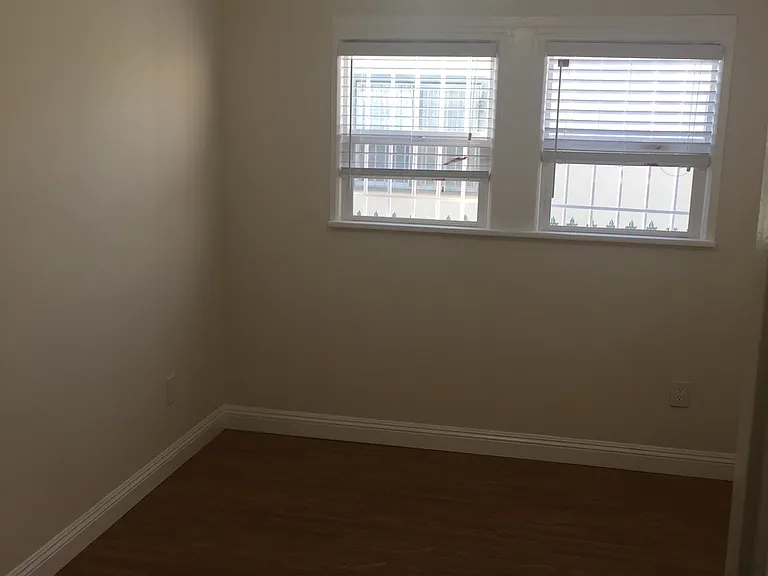1330 S Van Ness Ave #1330 — Photo 8
