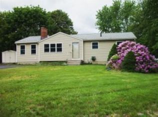 2 Hurd Ave, Hampton, NH 03842