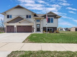 332 Terning Way, Howard Lake, MN 55349