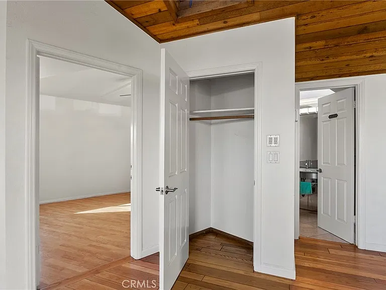 207 La Jolla Dr — Photo 24