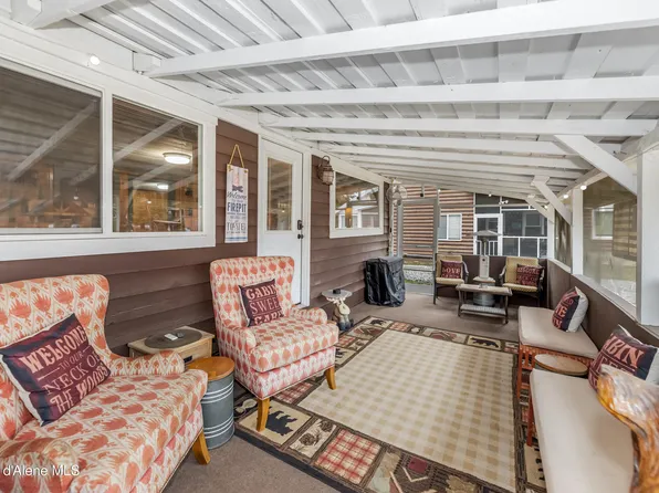 220 S Granite Bay Rd, Nordman, ID 83848