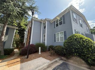 704 Madison Ln SE, Smyrna, GA