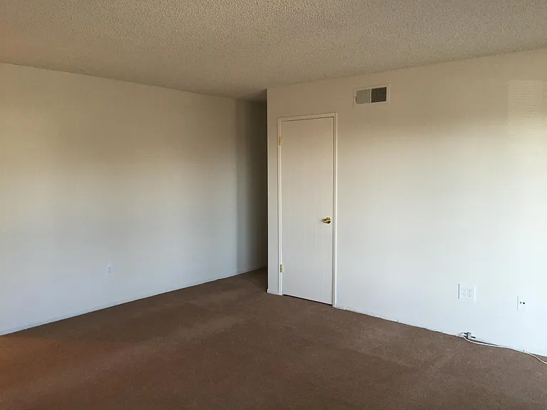 167 S Malena Dr #C — Photo 9