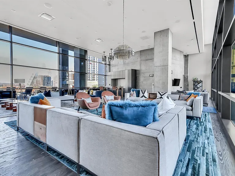 70 Rainey St #1607 — Photo 31
