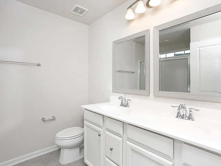 410 Cross Country Way — Photo 13