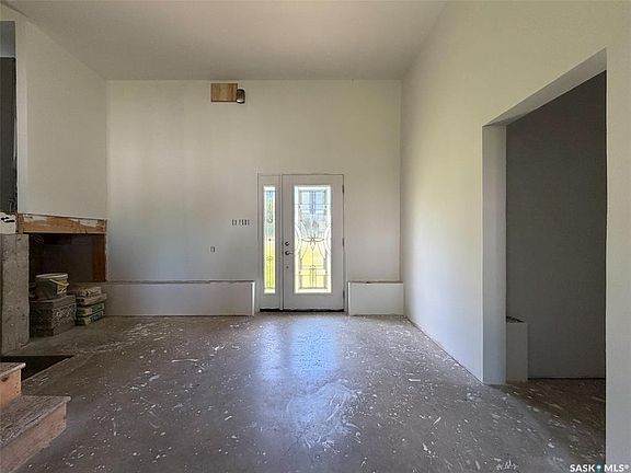4th image of 295 Ensign STREET