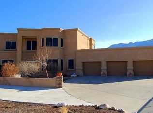 9351 Modesto Ave NE, Albuquerque, NM 87122