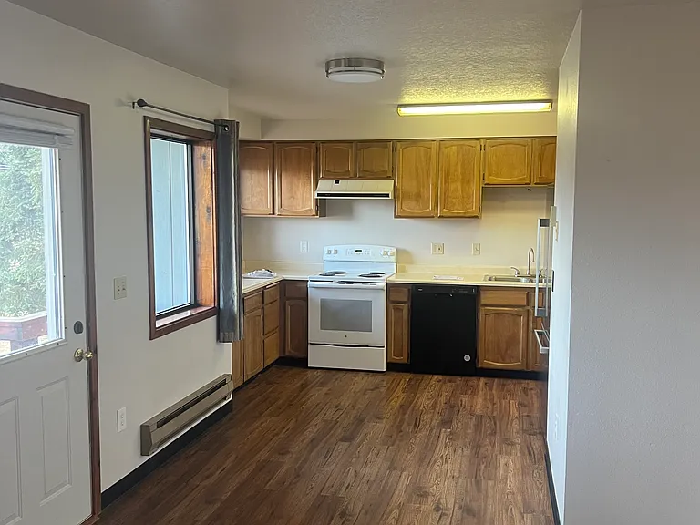 303 N Idaho St #6 — Photo 5