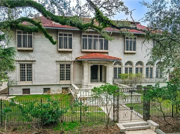 7003 Saint Charles Ave, New Orleans, LA 70118