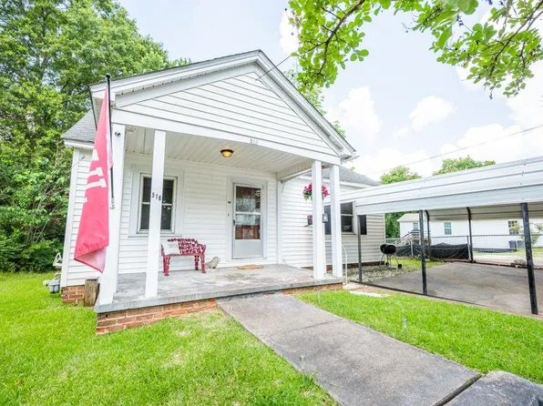 516 S Jackson St, Starkville, MS 39759