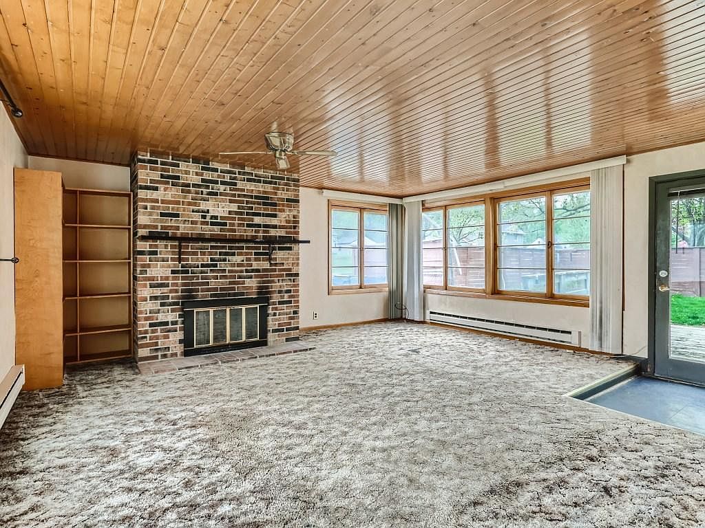2295 County Road H2, Mounds View, MN 55112 Zillow