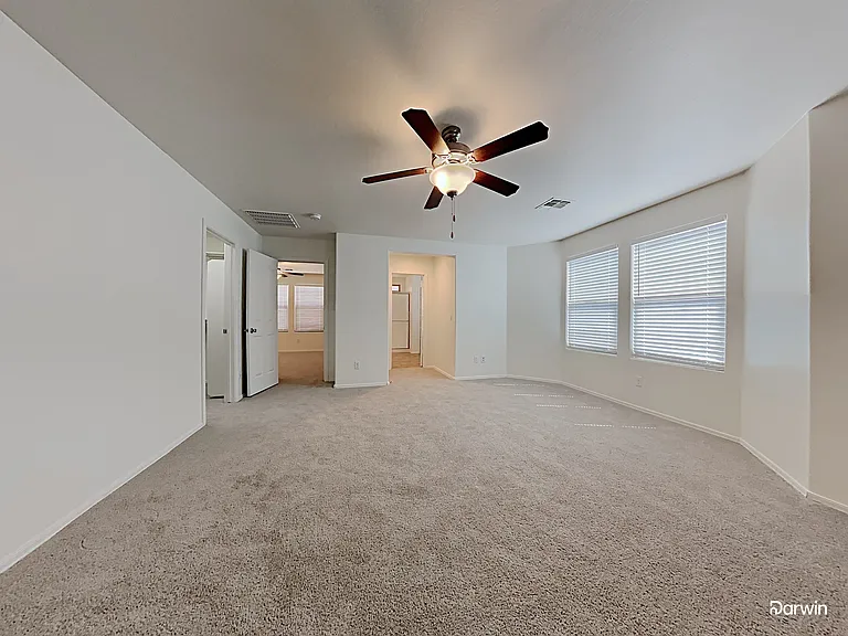 5711 E Adrian Ave — Photo 7
