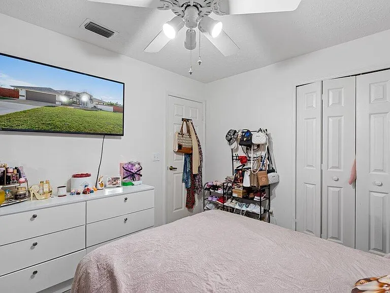 434 SW Jeanne Ave — Photo 17