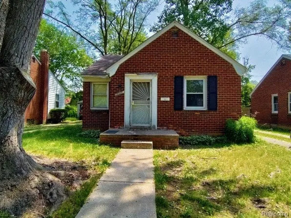18236 Gilchrist St, Detroit, MI 48235