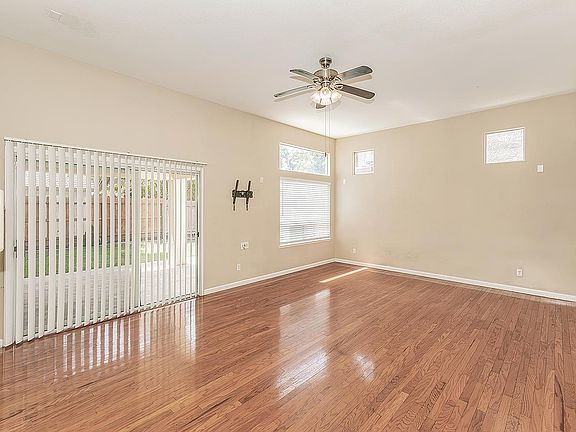 5th image of 6023 W Alluvial Ave