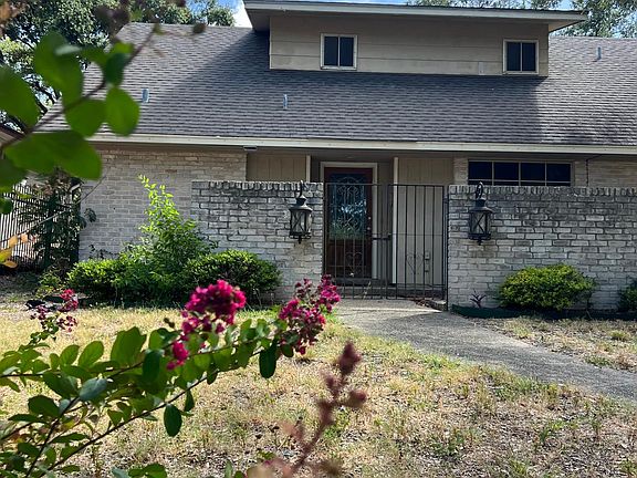 2nd image of 9306 Fernglen Dr