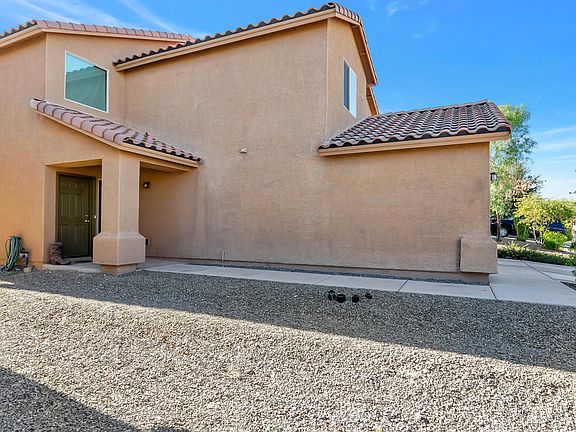2nd image of 917 W Calle Arroyo Norte
