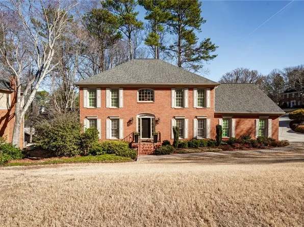 3877 Downing Ln, Atlanta, GA 30319