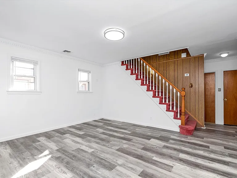 1645 New Hyde Park Dr — Photo 8