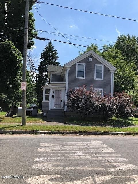 2nd image of 62 Burbank St