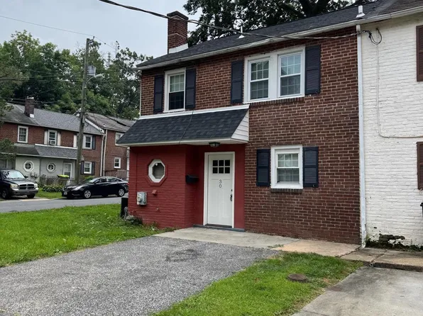 30 N Pennewell Dr, Wilmington, DE 19809