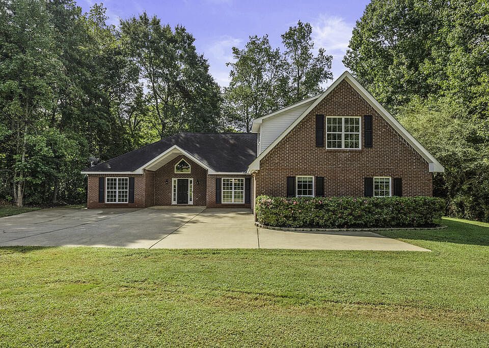 1st image of 667 Lake Harding Dr