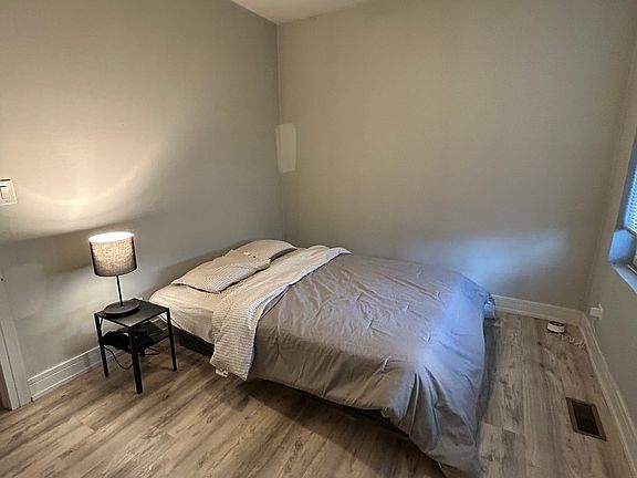 4th image of 2853 W Washington Blvd #1
