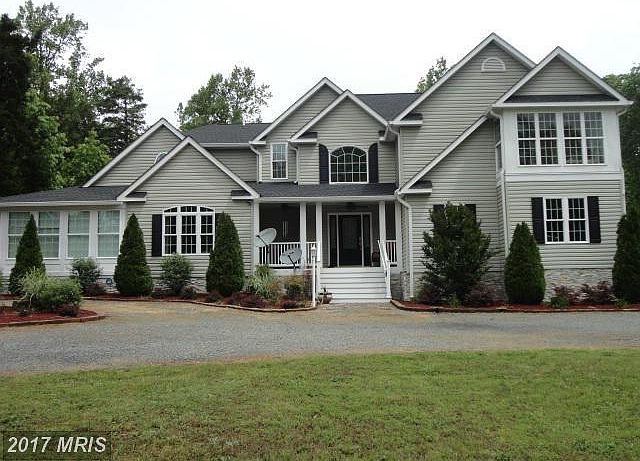 1st image of 28443 Cranberry Ln