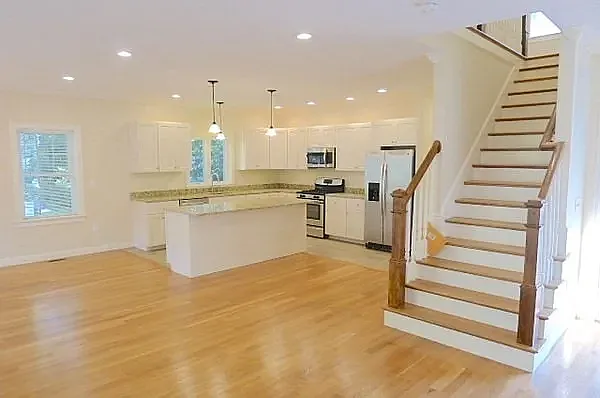 299 Cabot St #2 — Photo 8