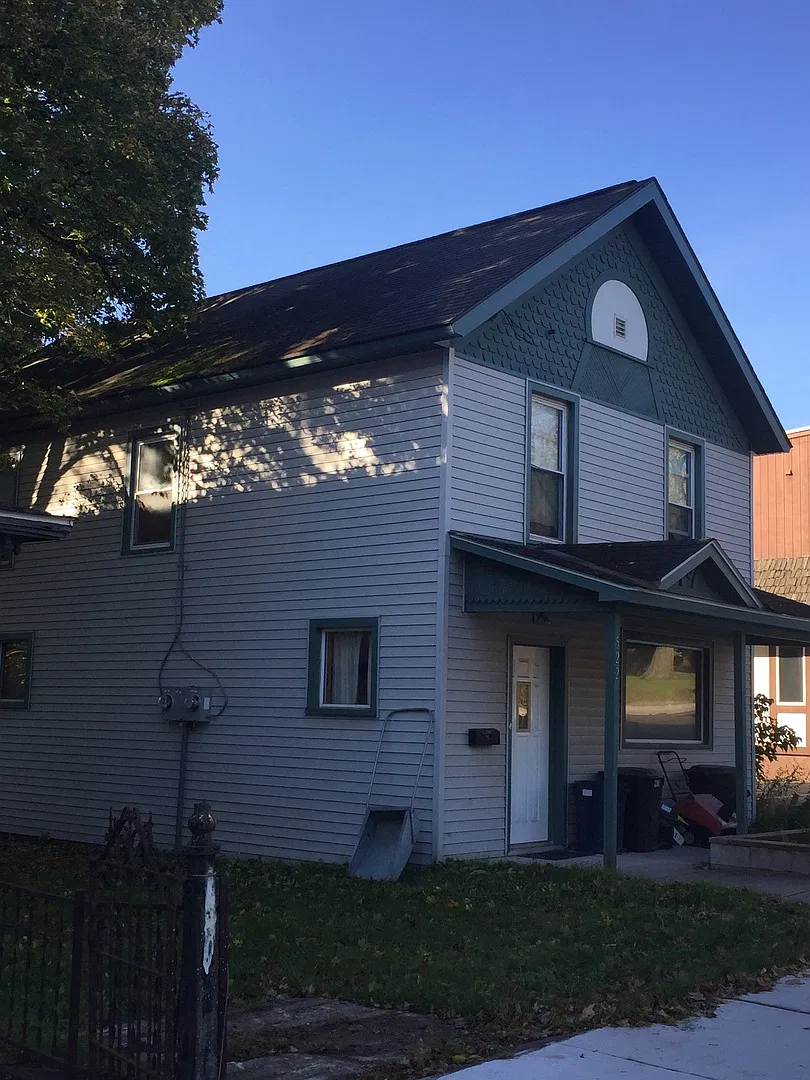 522 Quincy St. Hancock — Photo 1