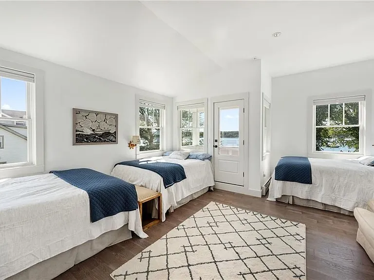 39 Shore Dr — Photo 20