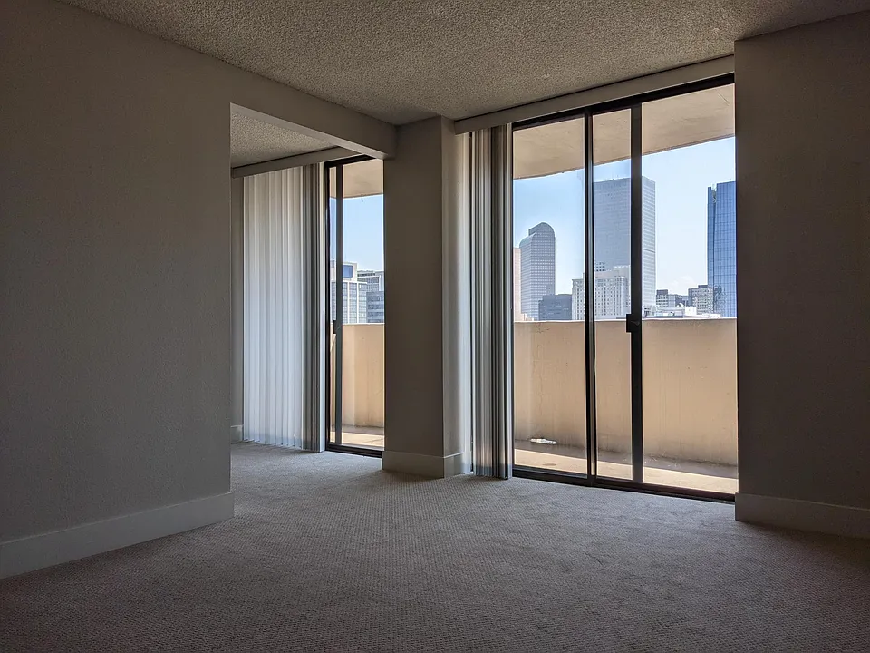 1020 15th St #24