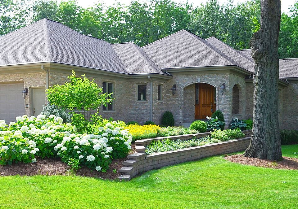 1st image of 16330 S Pine Hill Dr
