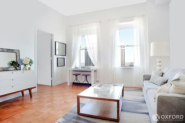 Rented by Oxford Property Group | media 3