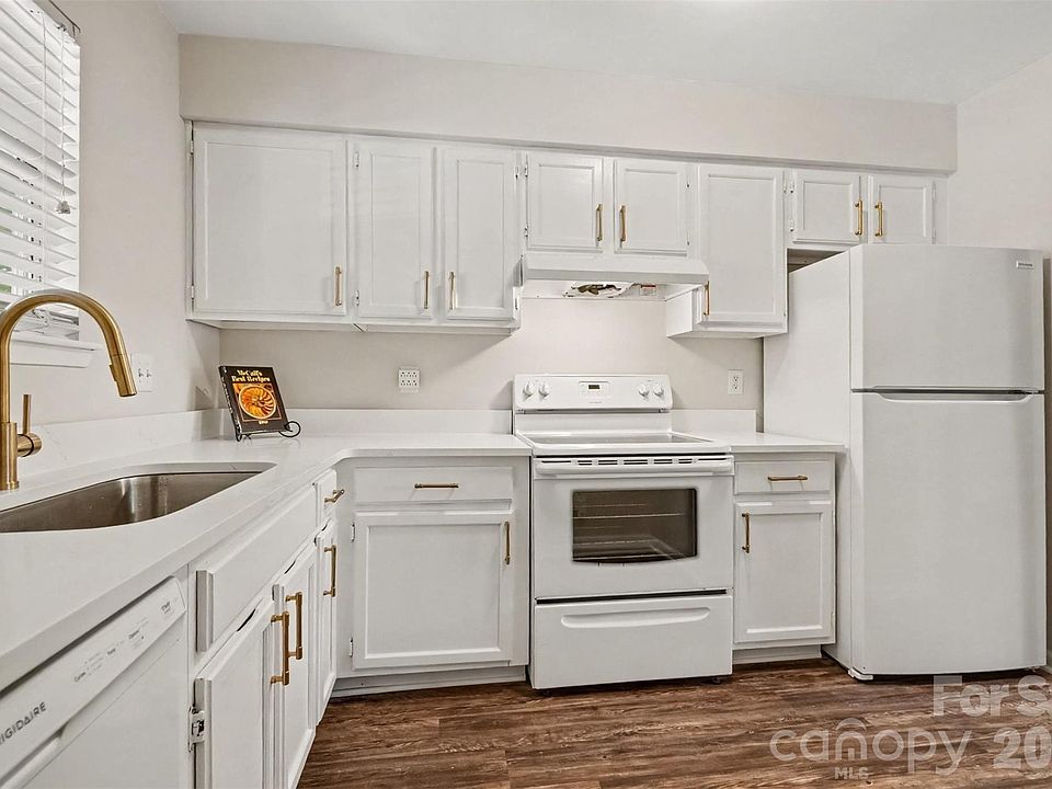 1st image of 3312 Heathstead Pl