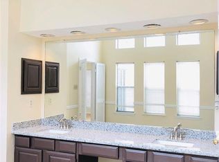 1911 Barons Gln, Sugar Land, TX 77478