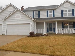 1861 Charleston Estates Dr, Florissant, MO