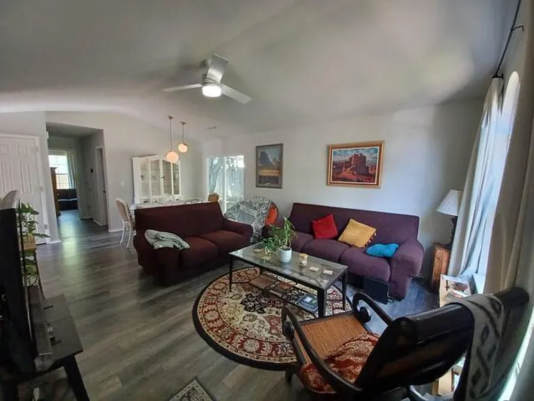 438 E Mimosa Ln — Photo 14