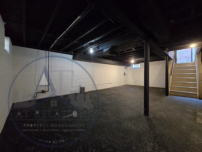 15663 Carlisle St — Photo 23