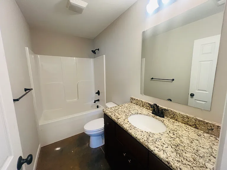 4421 Dillbrook Ln — Photo 8