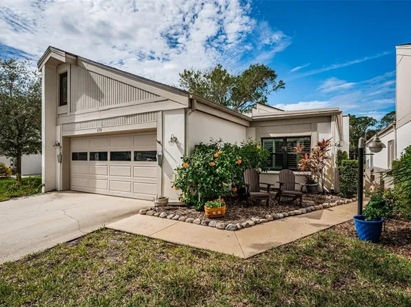 130 Lisa Ln, Oldsmar, FL 34677
