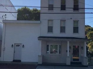 128 E Main St, Tremont, PA 17981