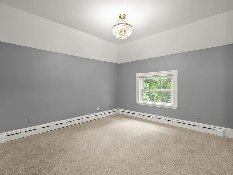 103 Hollis Ave — Photo 22