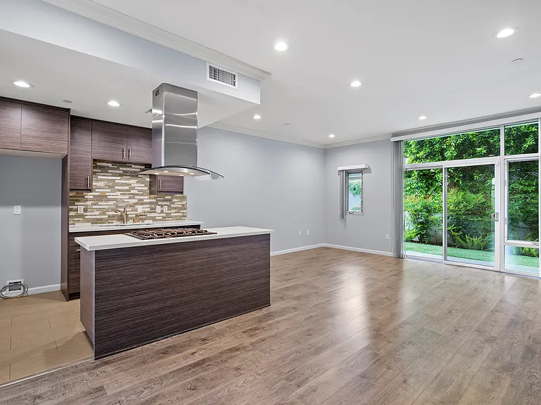 1232 N Pacific Ave #F — Photo 6