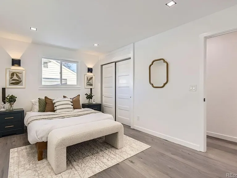 5886 S Logan St — Photo 18