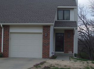 3402 SE Walnut Dr, Topeka, KS 66605