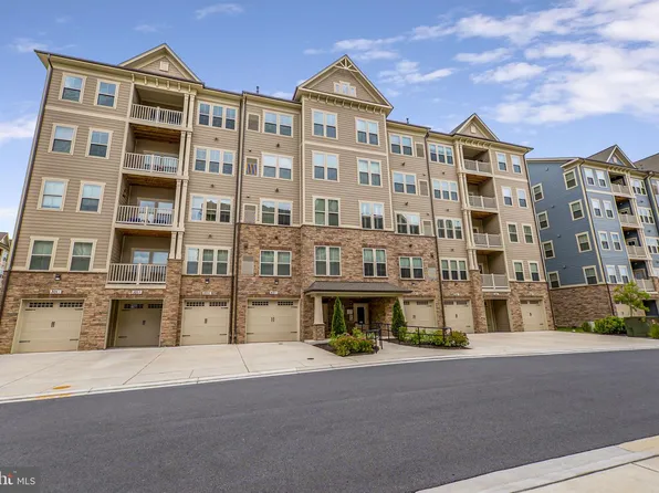 3510 Starlight St #402, Frederick, MD 21704