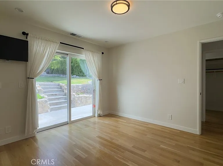 2385 Utley Rd — Photo 15