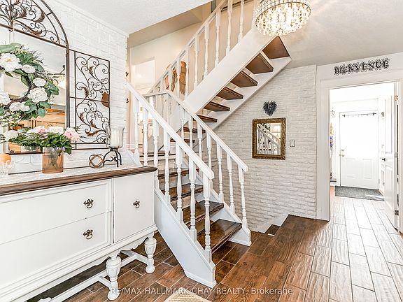 4th image of 2230 Spring St